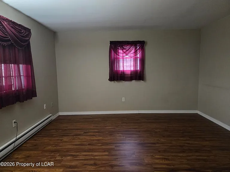 60 Saratoga Ct — Photo 6