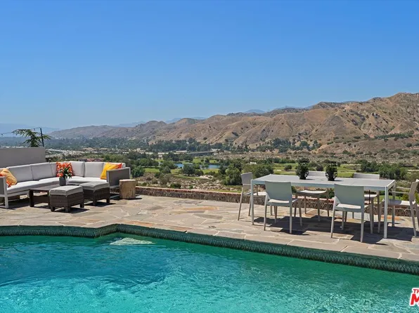 8977 Riderwood Dr, Sunland, CA 91040