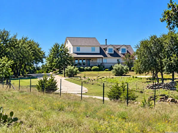 207 HWY 46 W, Boerne, TX 78006