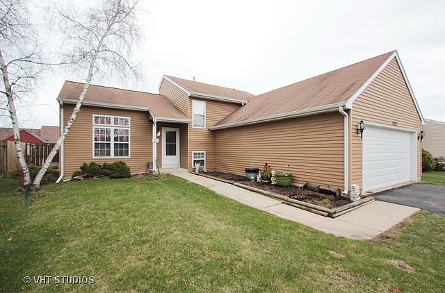 1st image of 3123 E Newcastle Ct