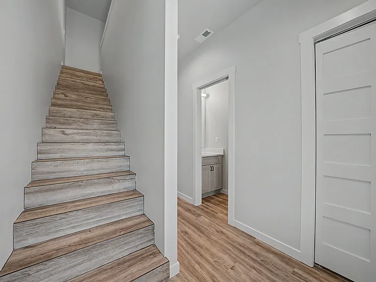 1311 NE 2nd Ave #1-5 — Photo 20