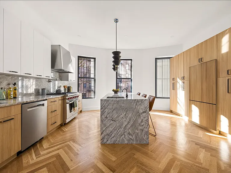 825 Riverside Dr #1 — Photo 1