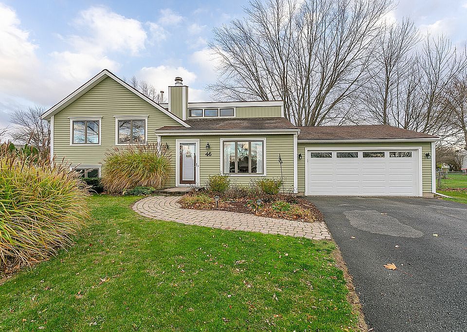 1st image of 46 Weather Wood Ln