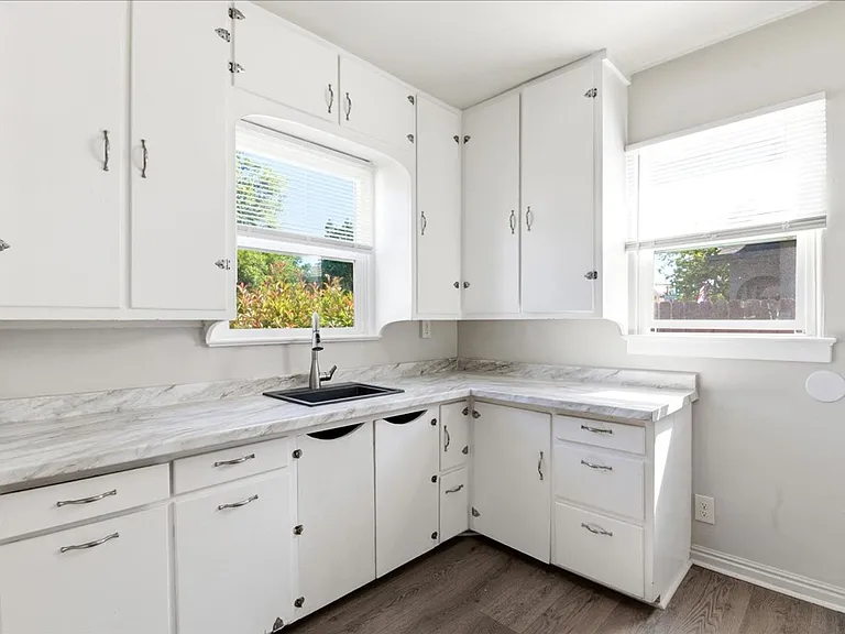 3009 W Overland Rd #1 — Photo 7