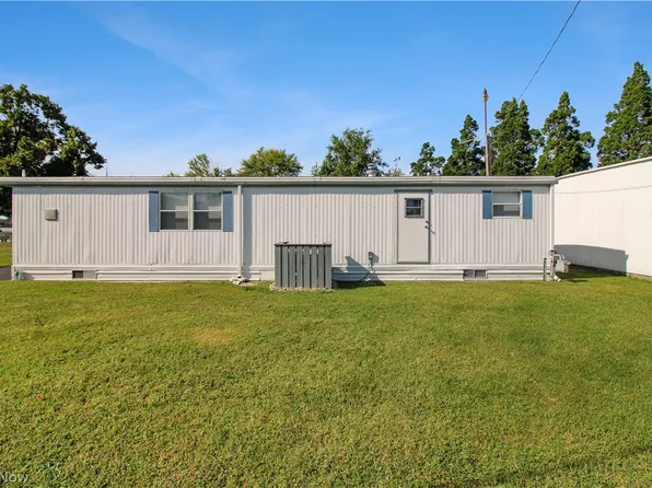 2825 W Risingsun Rd, Pt Clinton, OH 43452