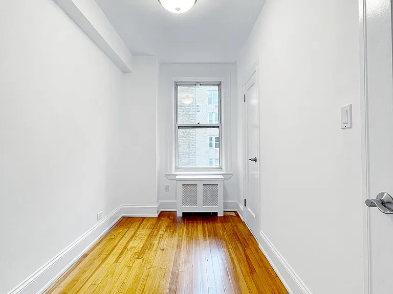 697 W End Ave #14C — Photo 11