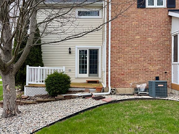 3rd image of 267 Juniper St #0