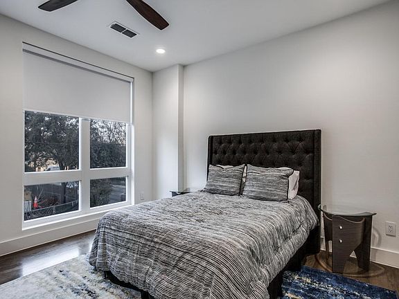 5th image of 2916 N Hall St #201