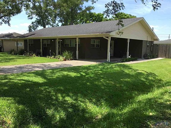 2nd image of 209 Funderburk Ave
