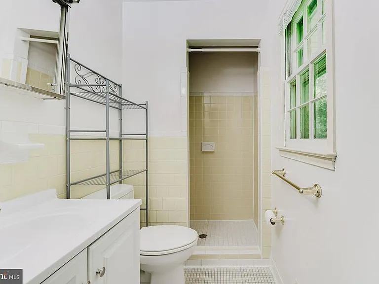 5683 Ravenel Ln — Photo 17