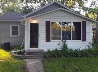 617 State St, Algonac, MI 48001