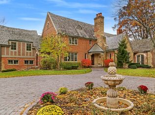 595 Glendale Dr, Glenview, IL 60025