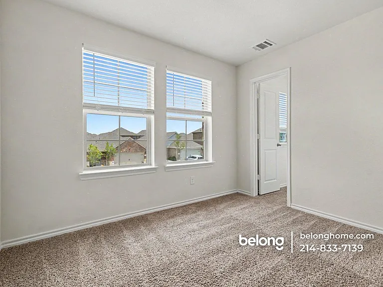 1109 Sunflower Ln — Photo 14
