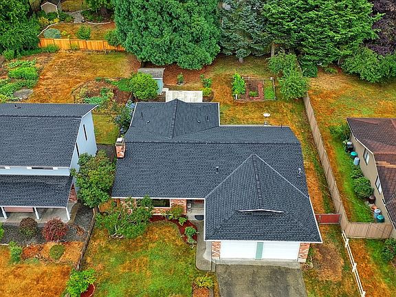 3rd image of 18709 48th Avenue W