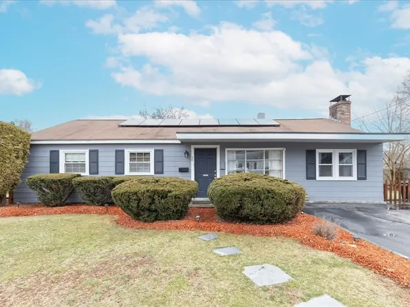 30 Sheppard Ln, Chelmsford, MA 01824