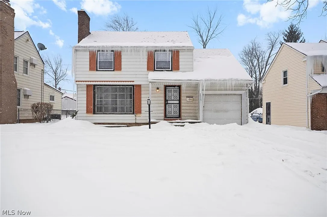 20214 Lanbury Ave photo 1