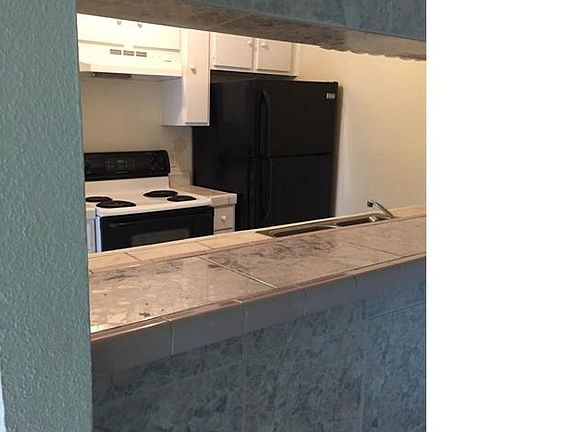 4th image of 206 Plaza Verde Dr APT D31
