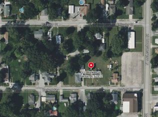 531 Burkett St, Benton, IL 62812