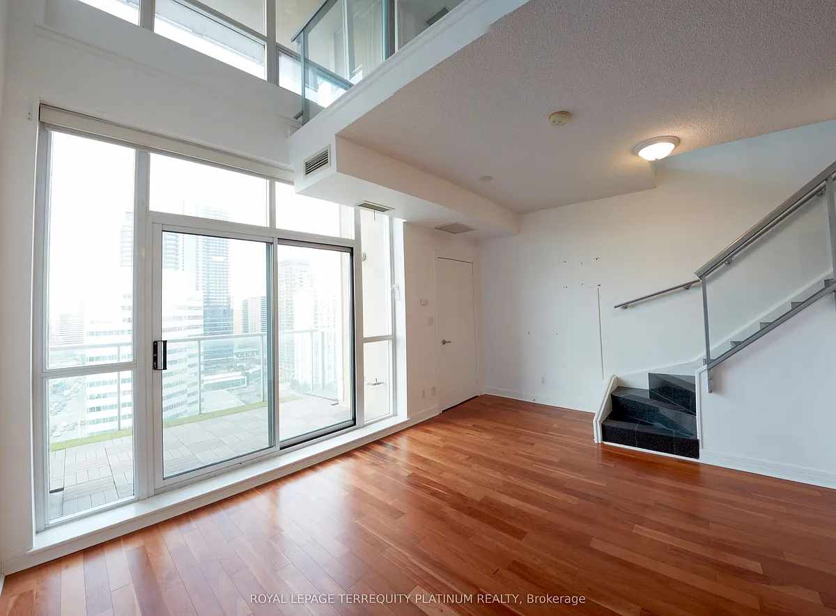 Building Photo - 1 Avondale Ave #1003