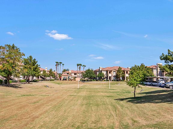 5th image of 1941 S Pierpont Dr #2113