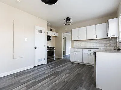 743 E Coronado Rd #11 — Photo 6