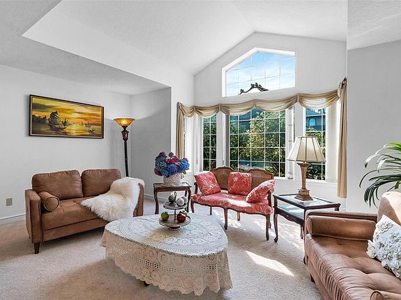 3rd image of 4205 Wakefield Pl