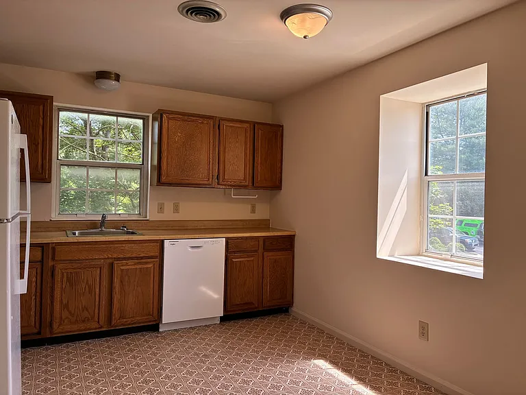 3545 Marietta Ave #V — Photo 19