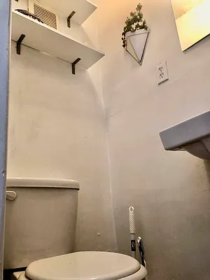 Rented by Jack B Shapiro | media 23