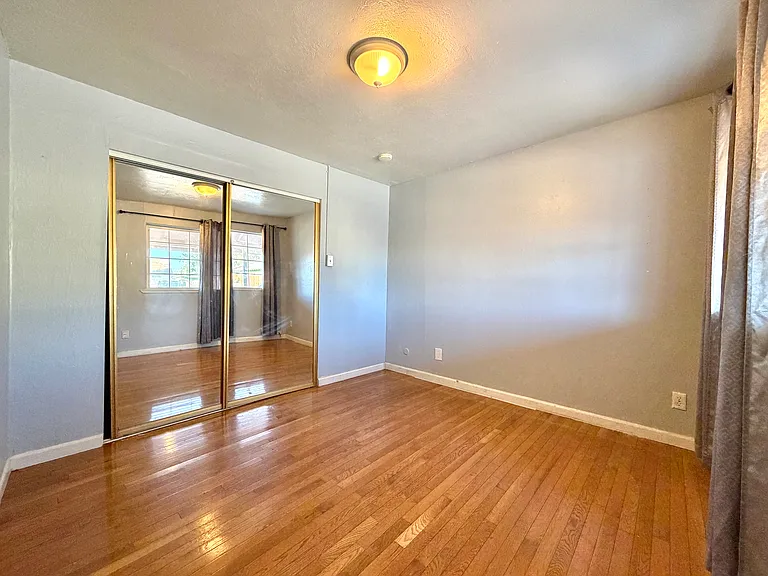 6544 Fairview Rd — Photo 5
