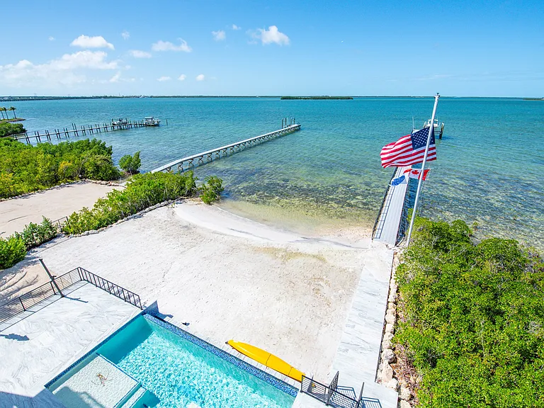528 Bay Shore Dr — Photo 94
