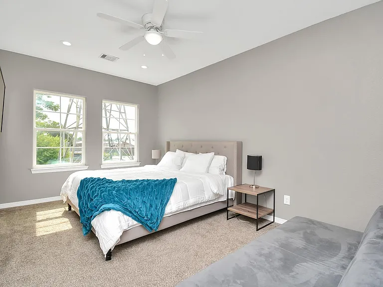 3019 Elysian St — Photo 16
