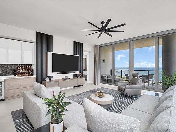 3rd image of 301 1ST STREET S #2501