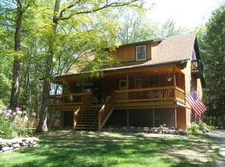 40 Ozeriany Rd, Barryville, NY 12719