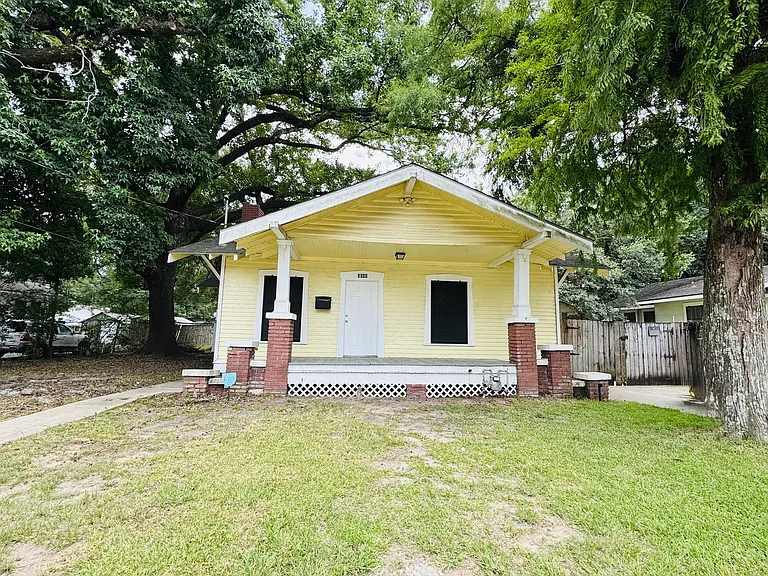 3648 Evangeline St — Photo 32