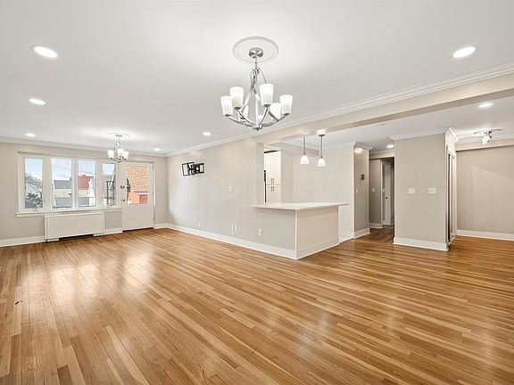 2nd image of 70 W 32nd St APT 3A