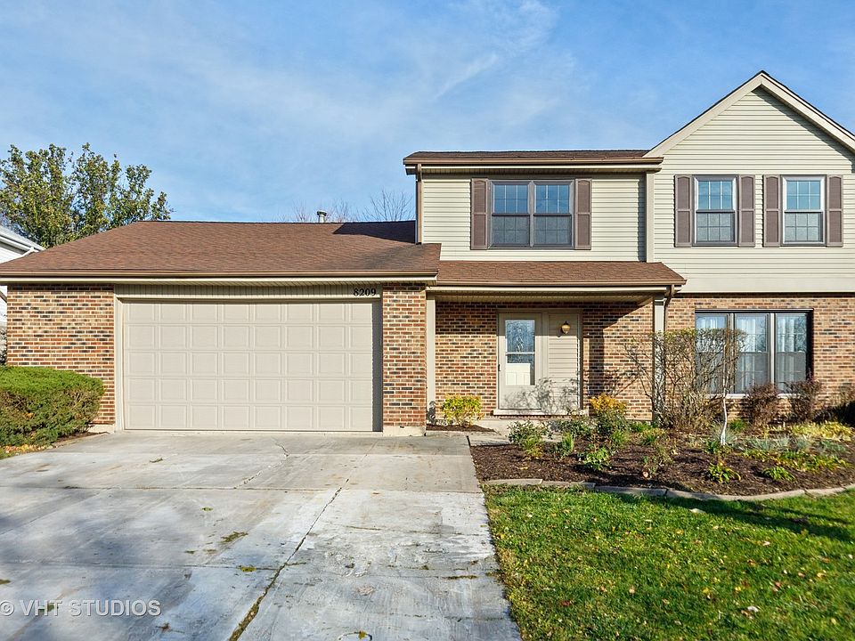 1st image of 8209 Meadowwood Ave