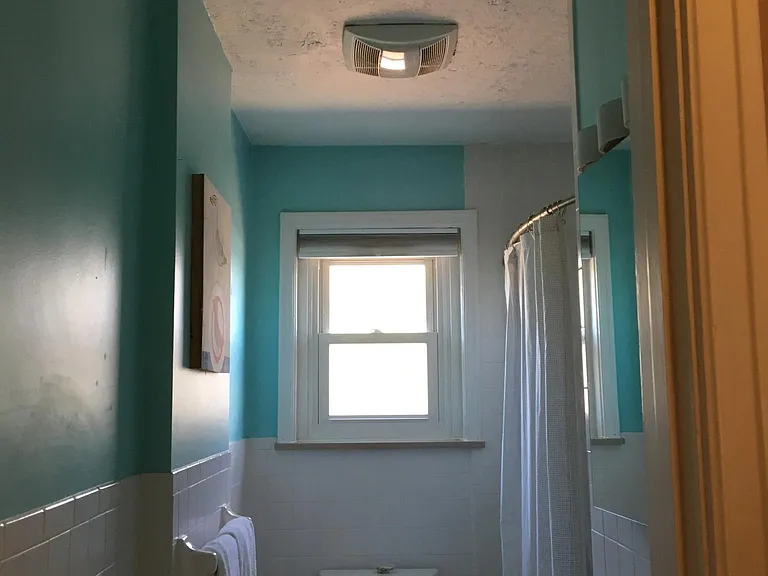 555 S Negley Ave #13 — Photo 16