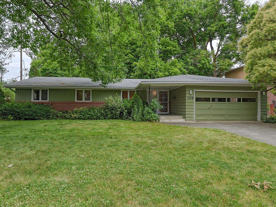 1st image of 204 W 33rd Ave