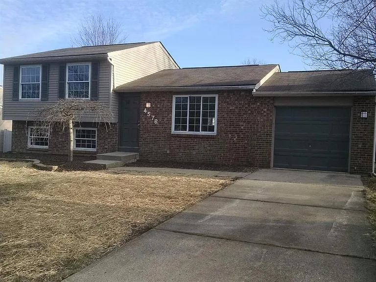 4576 Creekwood Ct — Photo 1