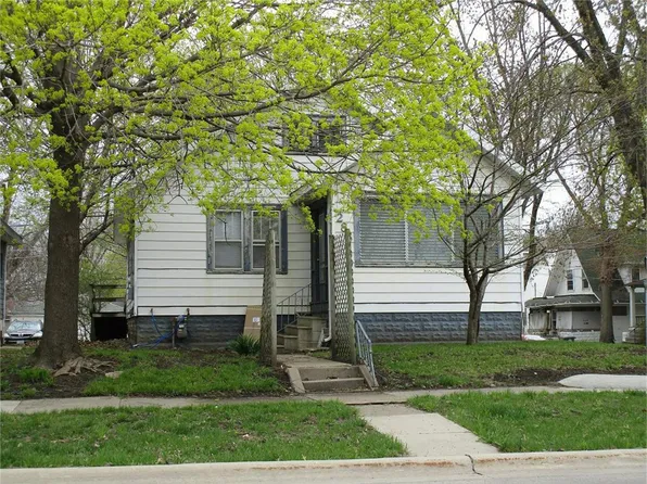 285 Hammond Ave, Waterloo, IA 50702