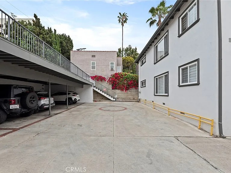 2027 Vista Del Mar St #3 — Photo 16