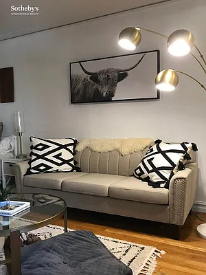 Rented by Sotheby's International Realty | media 6