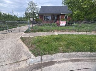 2666 Arcola Rd, Columbus, OH 43207