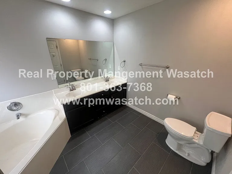 7455 S 4950 W — Photo 19