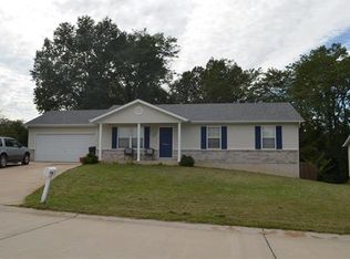 91 Robin Hood Dr, Troy, MO 63379