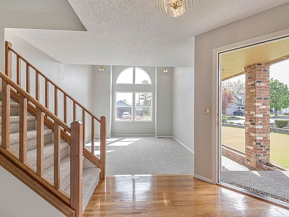 2nd image of 2253 SE 74th Ave
