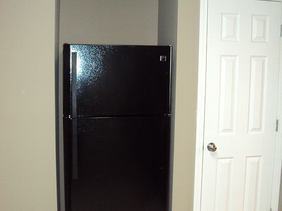 5th image of 407 18th St E