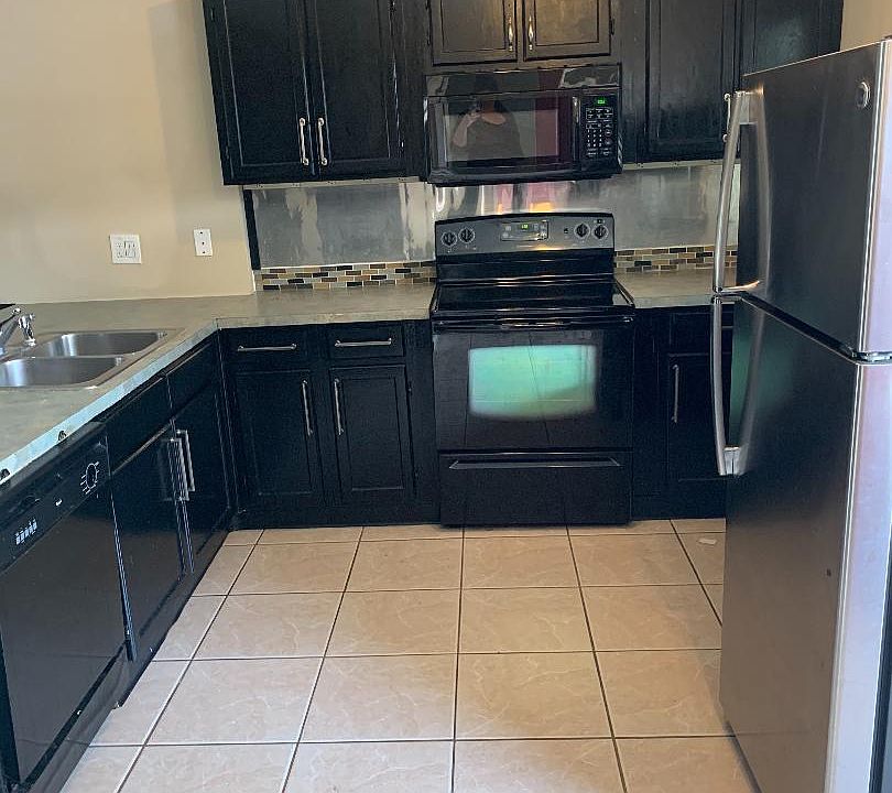 1st image of 734 Legion Dr APT 91