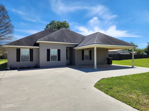 904 Lillian Michel Dr, Breaux Bridge, LA 70517