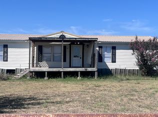 37 Darwin Rd, Whitewright, TX 75491